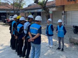 Kolaborasi PLN Icon Plus Jatim dan ULP Kediri Kota, Wujudkan Penataan Infrastruktur Telekomunikasi yang Aman dan Handal