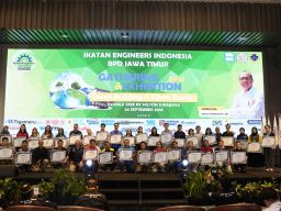 PLN Icon Plus Bawa Kampanye Transisi Energi Bersih di Gathering & Exhibition IEI BPD Jatim 2025