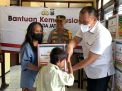 Ditresnarkoba Polda Jatim Berbagi Sembako Jelang Lebaran, Warga Wonokusumo Jadi Riang