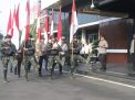 Kapolda Jatim Pimpin Tradisi Penyerahan Air Suci Sambut Hari Bhayangkara ke -77<