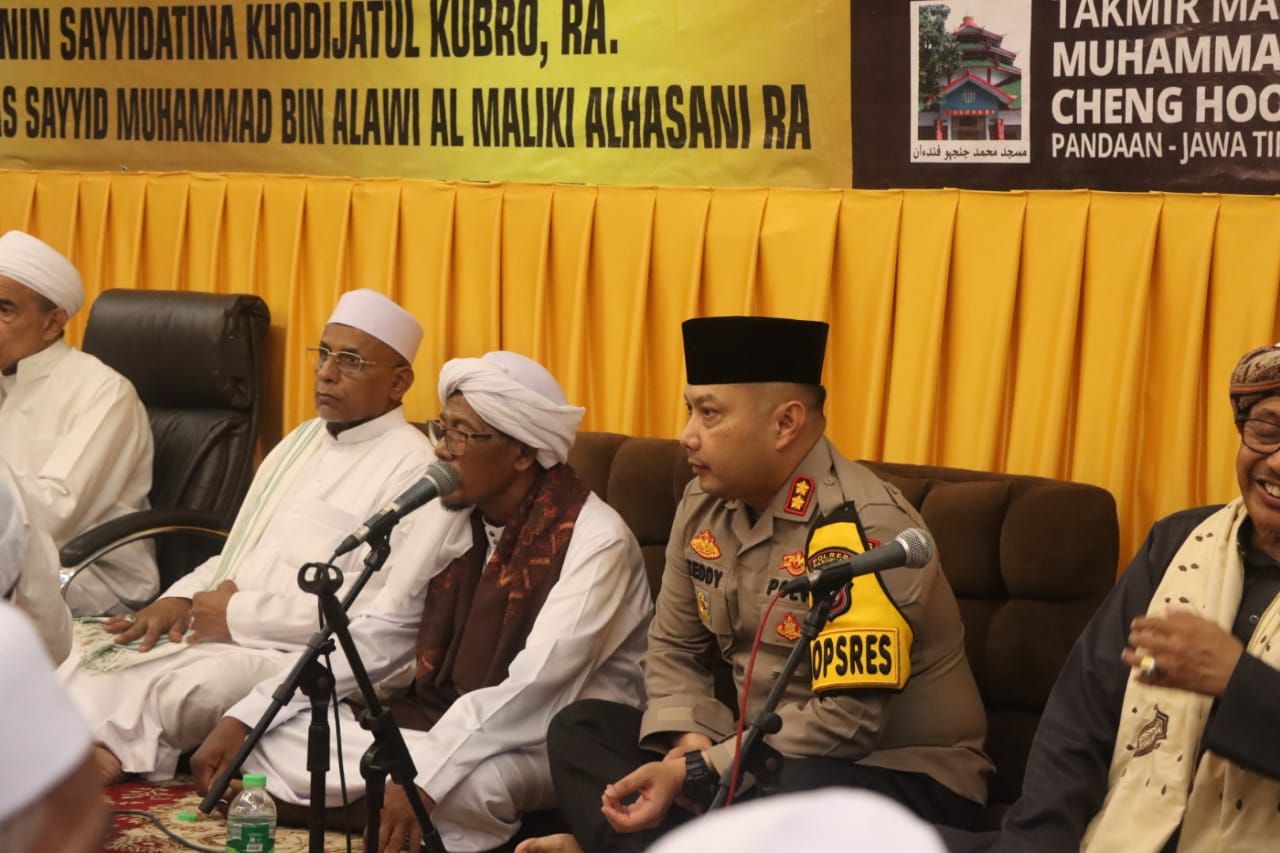 Kapolres Pasuruan Ajak Ulama Tuk Jaga NKRI Ketika Haul Abuya Assayyid Muhammad Bin Alawi Al-Maliki digelar