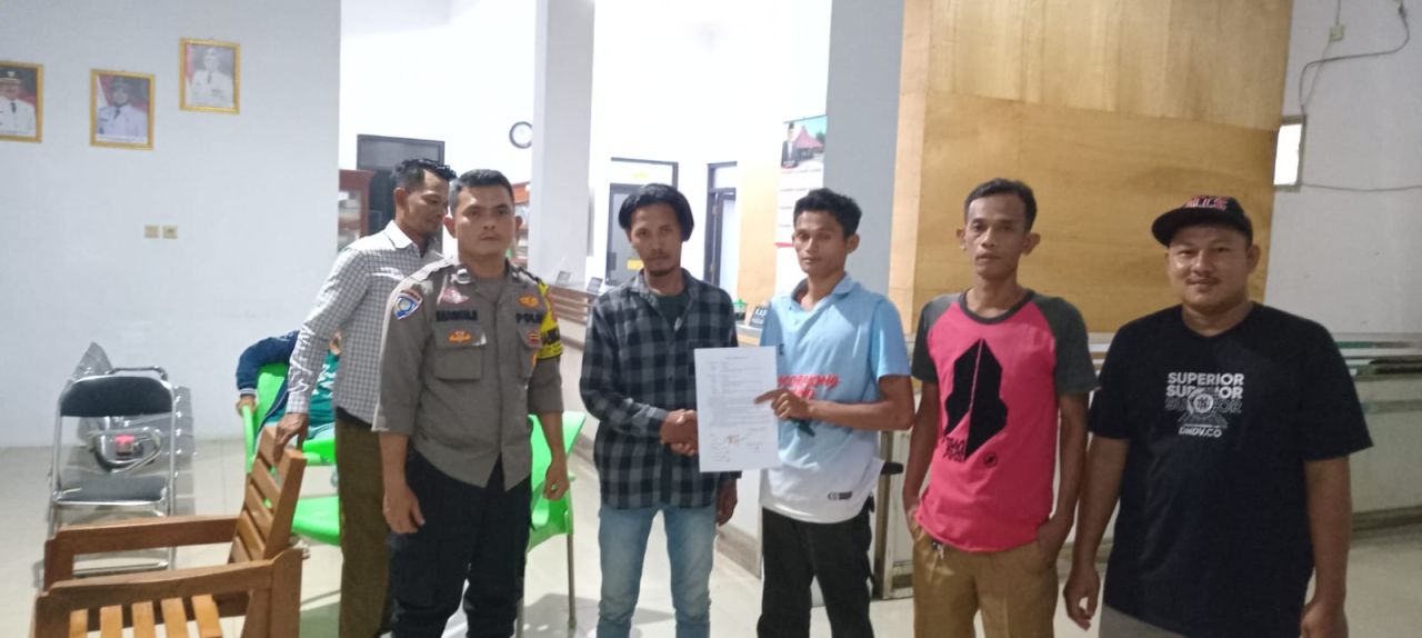 Bhabinkamtibmas Purwawinangun Polsek Kapetakan Polres Cirebon Kota, mediasi problem solving warga.