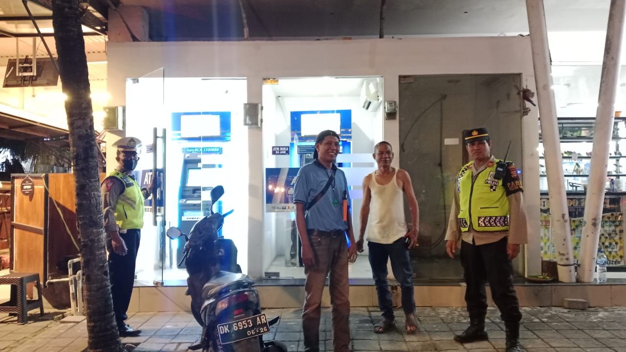 Bluelight Patrol Polsek Denbar Laksanakan Patroli Subuh Dalam Rangka Antisipasi Balap Liar