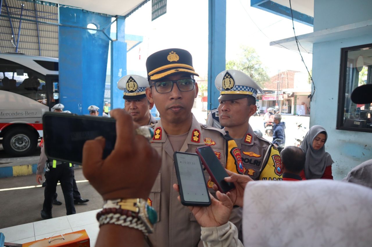 Polisi Amankan 9 Tersangka Pengeroyokan Seorang Pelajar MTS Di Situbondo