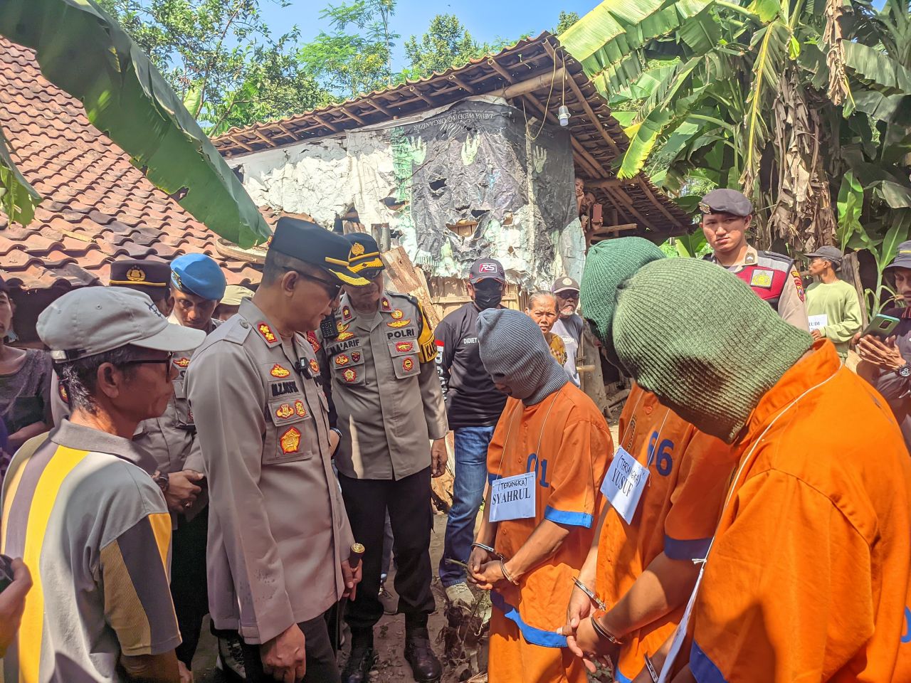 Polres Lumajang Berhasil Amankan Tiga Pelaku Pencurian Sapi