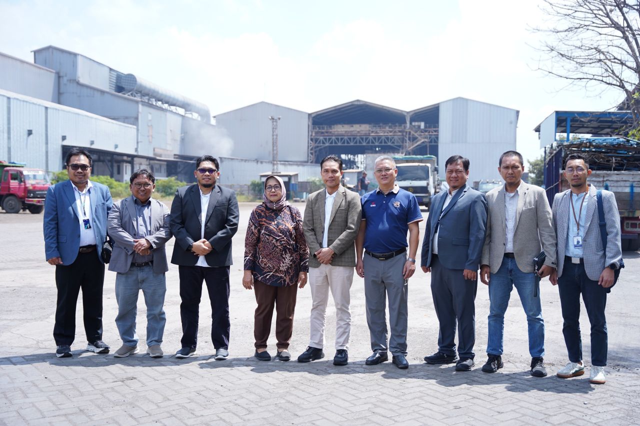 Momentum Hari Pelanggan Nasional, PLN Icon Plus Bersama PLN Group Jatim Hadir Lebih Dekat dengan Pelanggan