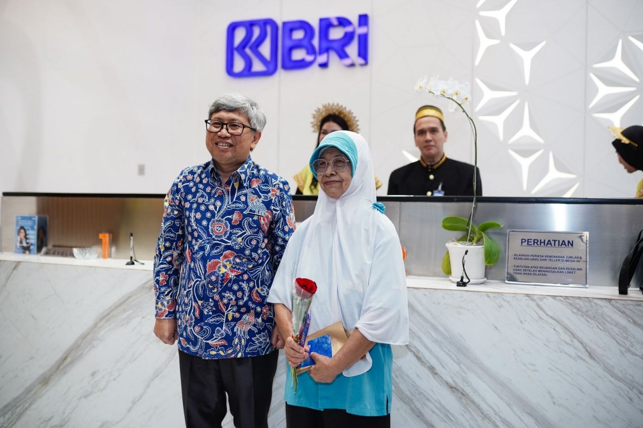 Hari Pelanggan Nasional 2026, BRI Region 12 Surabaya Turun Langsung Sapa Nasabah