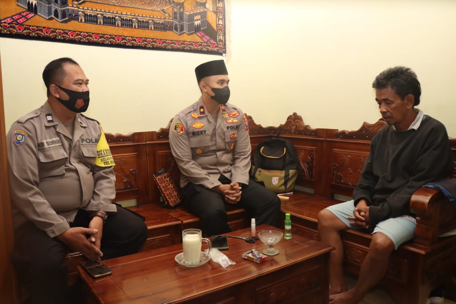 Polres Malang Kunjungi Rumah Duka Aremania Yang Meninggal di Mergosono