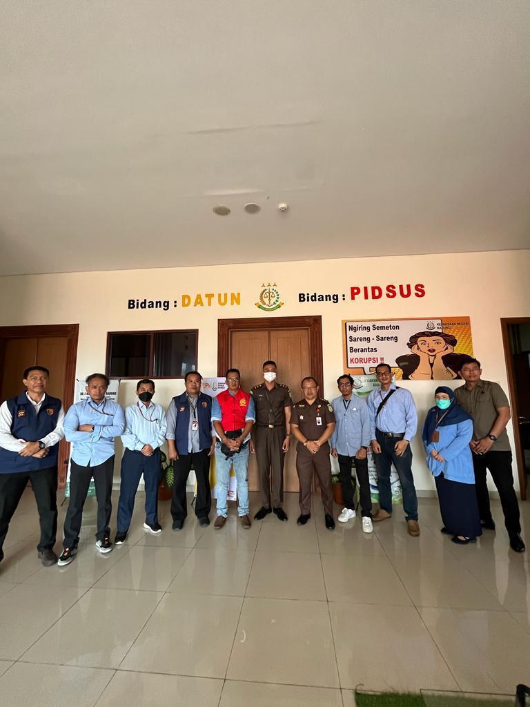 Penyerahan Tersangka dan BB (Tahap II) Perkara Tindak Pidana Bidang Perpajakan