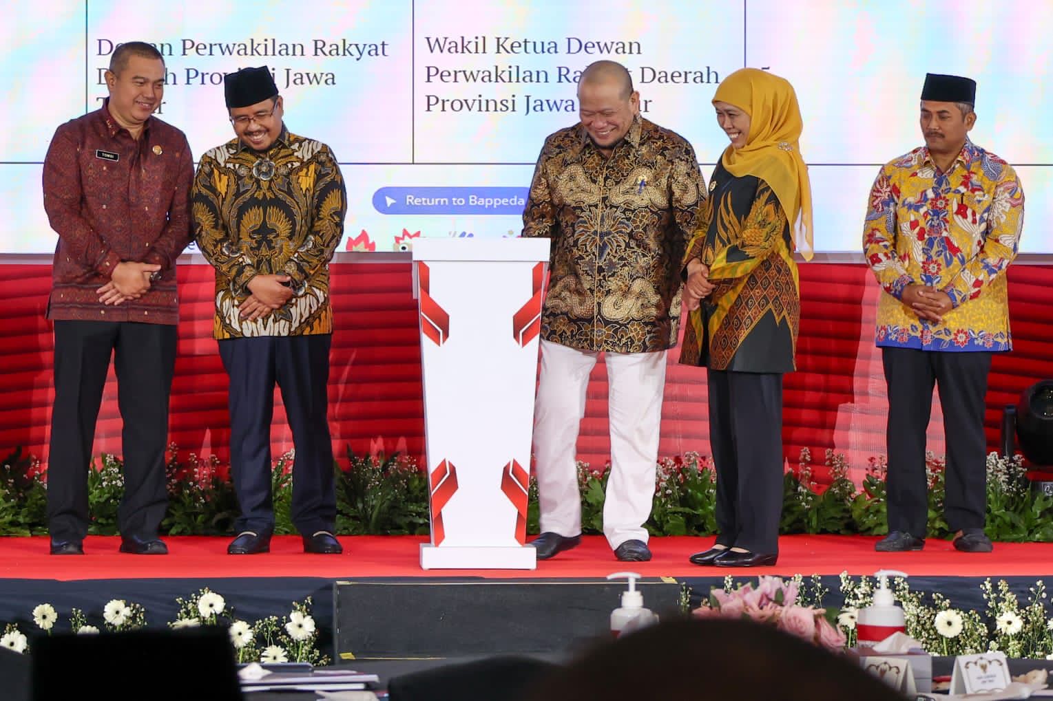 Paparkan Strategi Pertumbuhan Ekonomi Daerah, LaNyalla Ingatkan Tugas Sejati Gubernur