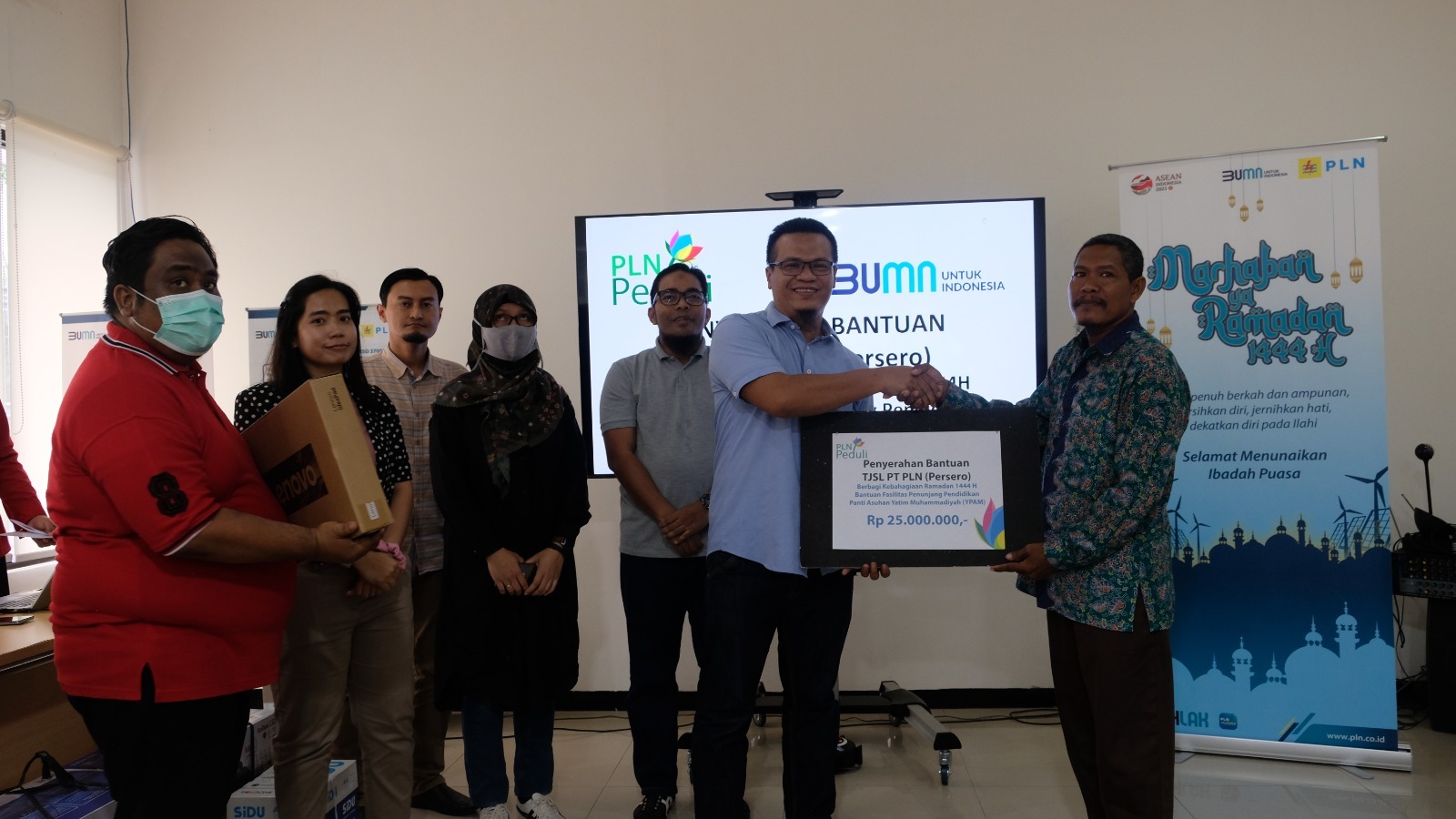 Berbagi Kebahagiaan di Bulan Ramadhan 1444 H, PLN UIP JBTB Laksanakan PLN Mengajar