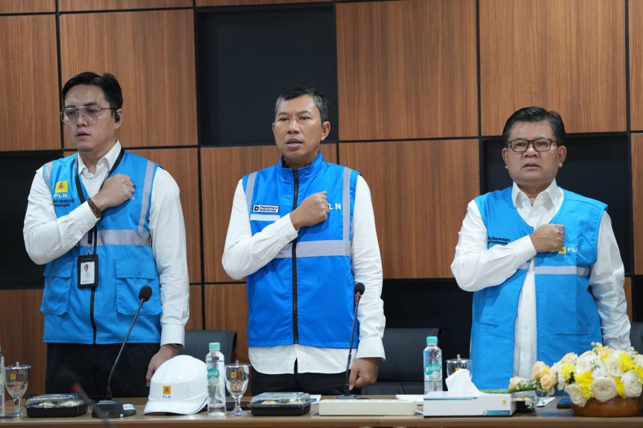 Dewan Komisaris PLN Tinjau Progres GISTET 500 kV Waru, Berikan Arahan Strategis Penguatan Sistem Kelistrikan Jawa Timur